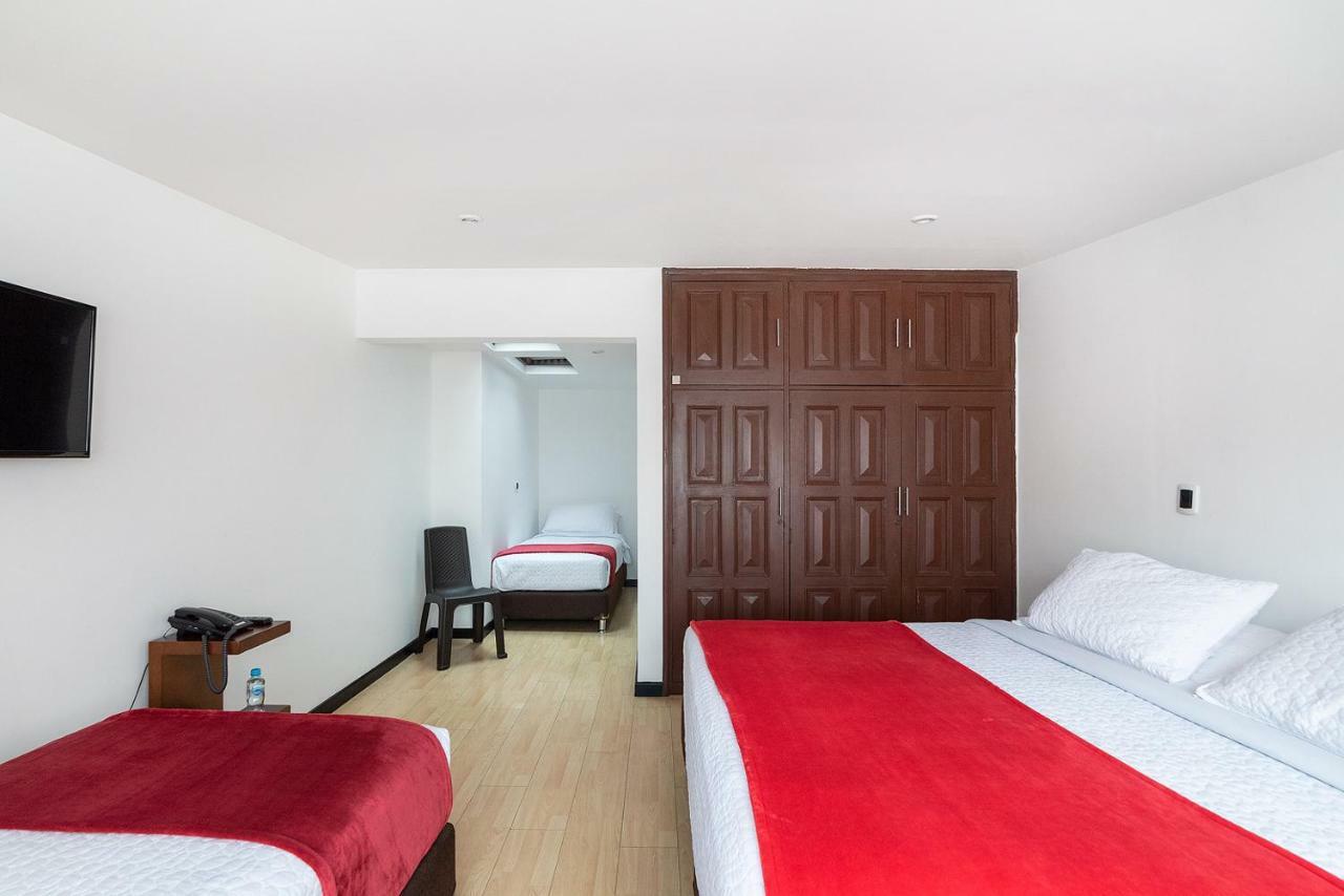 Hotel San Angel Corferias Bogota Ngoại thất bức ảnh